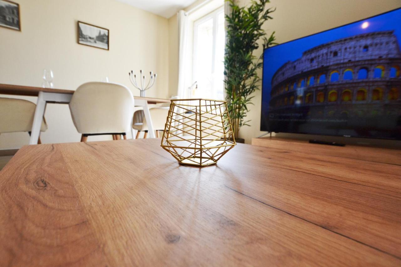 Capstay Cosy Centre 2 Chambres Babyfoot & Netflix Raismes Exterior foto